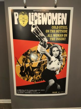 Vintage 40x60 One Sheet Rolled 1974 The Policewomen Move Poster