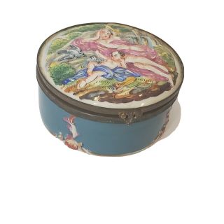 Capodimonte Antique Orginal Porcelain Trinket / Snuff / Pill Box Cherubs
