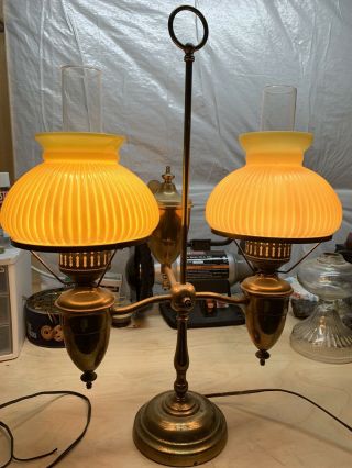 Large Antique/vtg Yellow Cased Ribbed Glass Brass Double Student Desk Table Lamp