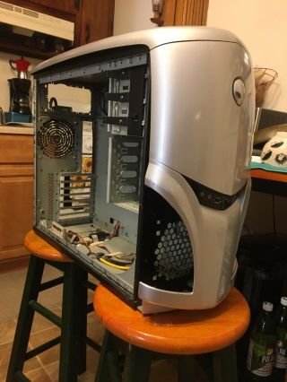 Vintage Alienware Area 51 (Predator) Computer Case (case only) 2