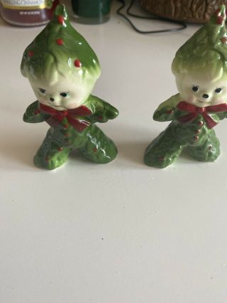 Vintage Salt & Pepper Shakers Kreiss Green Red Bow Christmas Tree Men Children