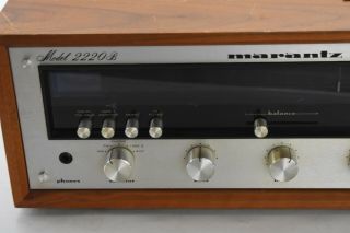 Vintage Marantz 2220B Stereophonic AM/FM Receiver Wood Case Lights Out 2