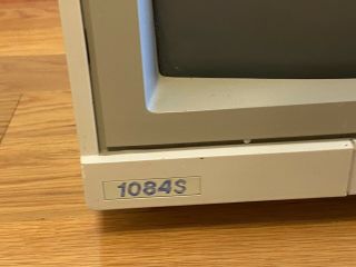 VINTAGE Commodore Monitor 1084s Powers On 2