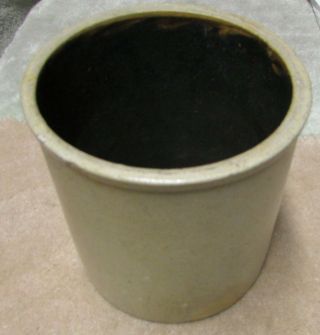 Small 1 Gallon Stoneware Crock,  7.  5 Inch X,  8 Inches