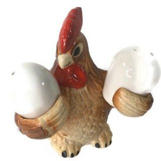 Vintage Chicken Hen Holding Eggs Salt Pepper Shaker Set Ceramic Japan