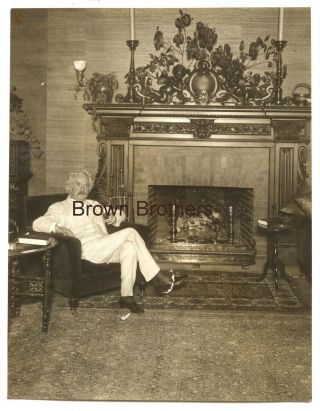 Vintage 1904 Writer Mark Twain At His Reddng Home Press Photo