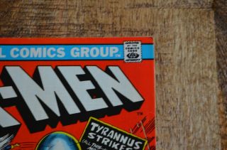X - Men 82 War In A World Of Darkness (Marvel Comics,  June 1973) FN/VF 7.  0 3