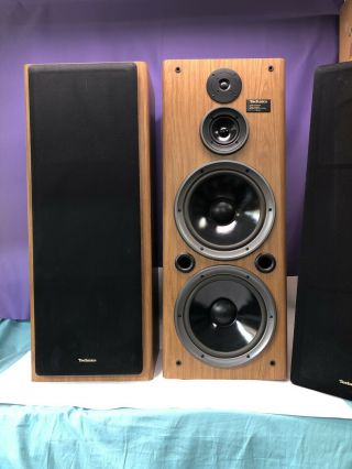 Vintage Technics Sb - A52 Twin Woofer Three Way Tower Stereo Speakers