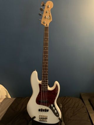 Squier By Fender Vintage Modified Jazz 4 String Bass - Olympic White