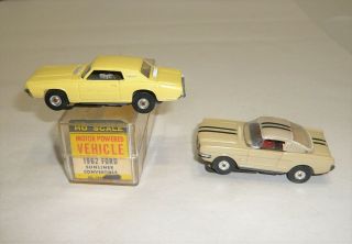 Vintage Aurora Ho Scale Ford Mustang & Ford Thunderbird Slot Cars & Case