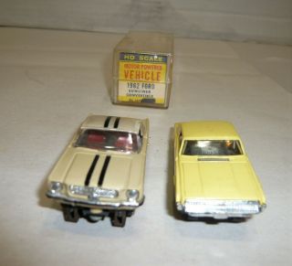 VINTAGE AURORA HO SCALE FORD MUSTANG & FORD THUNDERBIRD SLOT CARS & CASE 2