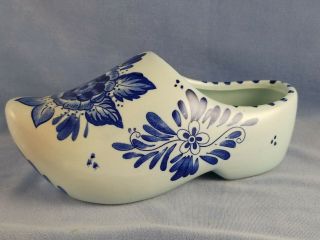 Heavy Dutch Shoe Wall Pocket Or Planter Signed Hand Painted Delfts Blauw