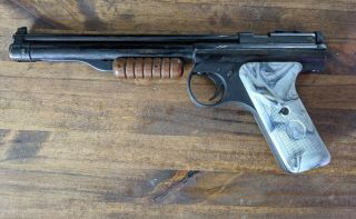 Vintage Benjamin Pump Air Pistol Model 132 -.  22 Caliber - Pellets - Great