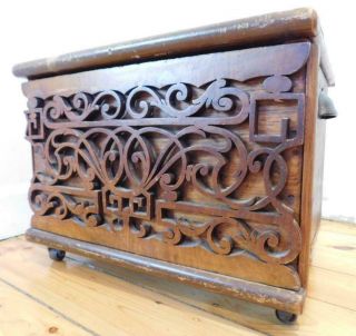 Rustic Antique Fret Cut Colonial Australian? Wood Storage Utility Box 1880s