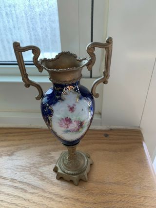 Antique French Porcelain Paris Vase Urn Hand Painted Gold Gilt 8 Inches