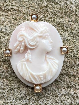 Antique Vintage 10k Solid Gold & Pearls Cameo Brooch / Pendant