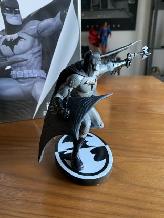 DC Collectibles: Batman Black and White Statue by Francis Manapul (1578/5200) 2