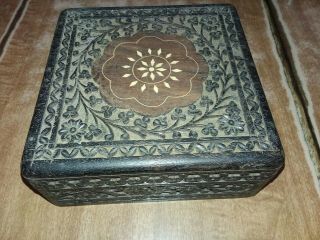 Vintage Hand Carved Wooden Hankerchief/ Trinket Box W/ Wwii Hankerchiefs India