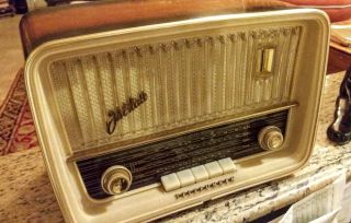 Telefunken Jubilate 7 Vintage Radio.  Well.  German 1950s