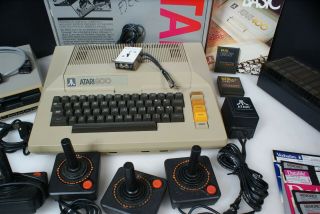 Vintage Atari 800 Home Computer System 4 Controllers 410 Recorder Games BASIC 3