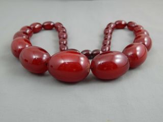 Vintage Art Deco Cherry Amber Bakelite Faturan Barrel Olive Bead Necklace 62g 2
