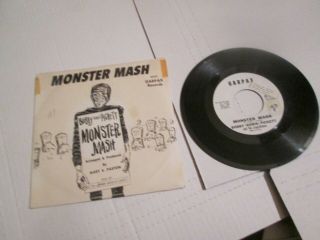 Bobby " Borris " Pickett - Monster Mash 45 - 1962 With Picture Sleeve Ps Halloween