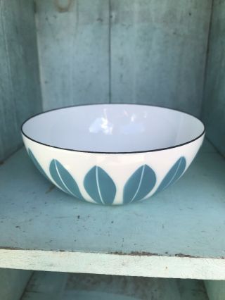 Vintage Cathrineholm Enamelware Turquoise On White Lotus Bowl 5.  5” (14 Cm)