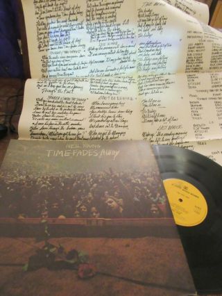 Neil Young " Time Fades Away " Scarce Uk Lp C/w Huge Lyric Poster 54010