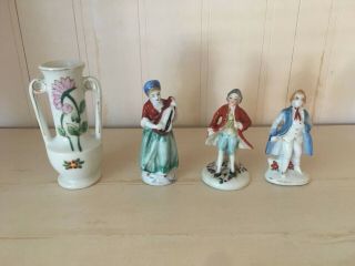 Vintage Set Of 4 Made In Occupied Japan Mini Colonial Figurines /vase Porcelain