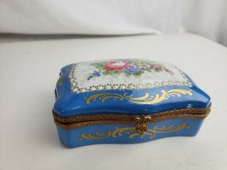 Antique Sevres Style French Porcelain Handpainted Gilt Dresser Box W/ Flowers