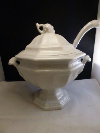 Large White Vintage Red Cliff Ironstone Soup Tureen w/ Ladle - Post 1940 2