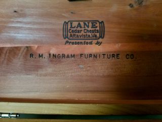 Vintage Lane Cedar Dresser Box - - R.  M.  Ingram Furniture Co.  - - No key - - Solid Cedar 3