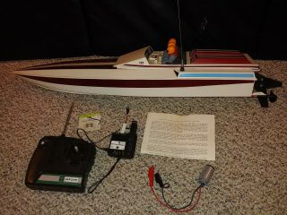 Vintage 70s/80s Graupner Electro - Vee Electric Powered Radio Control Racing Boat