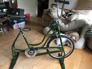 Schwinn Exerciser Stationary Vintage Exercise Bicycle 70s.  Rare Campus Green