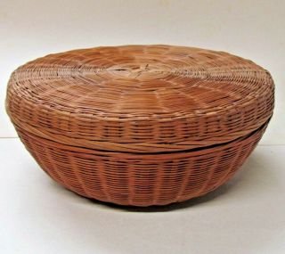 Vintage Round Basket with Lid Sweetgrass? Wicker 2
