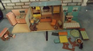 Barbie/Tammy’s Sears? Cardboard Dream House Vintage 2