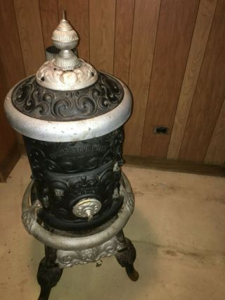Vintage Cast Iron Pot Belly Wood Burning Stove - Newark,  Ohio