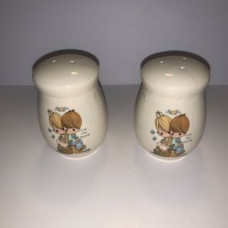 Vintage Precious Moments Salt And Pepper Shakers 1994 E15