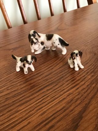Set 3 Vintage Miniature Bone China Springer Spaniel Dog Figurines Mom Carry Pup