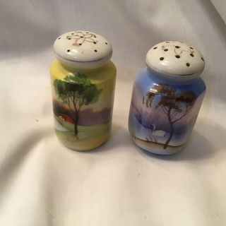 Vintage Hand Painted Salt And Pepper Shakers Japan Has Corks 2
