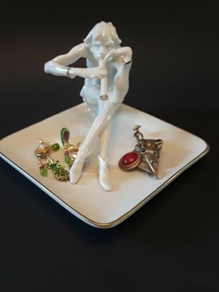 Karl Tutter for Hutschenreuther Figural Dish with Flute Player 2