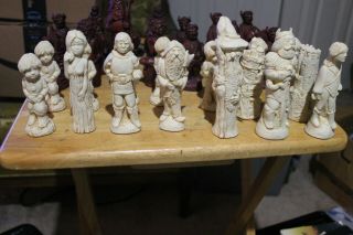 Vintage 1979 Tolkien Enterprises Lord Of The Rings 32 Chess Piece Set England