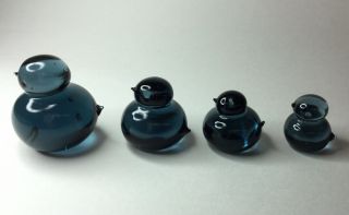 Vintage Graduated Set Of 4 Blown Glass Bird Figurines Unusual Blue Color