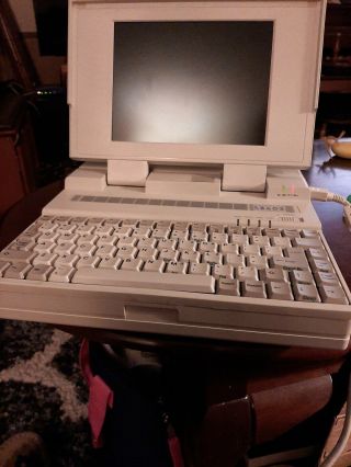 Vintage 486dx Professional Notebook Laptop Computer Windows 95 Fma 3500