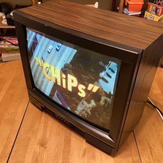 Panasonic Vintage Color Curved Crt Tube Tv Retro 1990 Television 80s Woodgrain