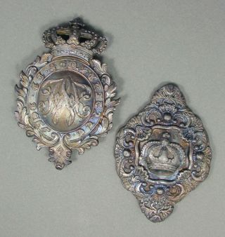 2 Antique Royal Crest Coat Of Arms Metal Plaques Mounts