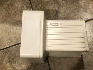 Vintage Apple IIc Plus Monitor A2M4090 White 3