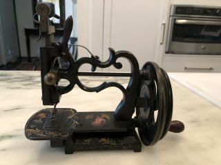 Antique Vintage Cast Iron Hand Painted Sewing Machine Maker Unknown