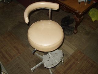 Vintage Den - Tal - Ez Tall Dental Rolling Comfort Chair 39 " - Sliding Foot Rest 6ms