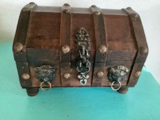 Vintage Wood Wooden Lion Head Treasure Chest Jewelry Trinket Box With Tray